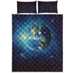 Earth And Space Print Quilt Bed Set