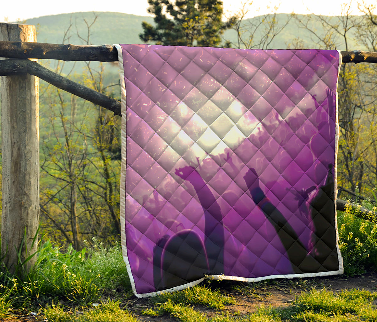EDM Party In Nightclub Print Quilt