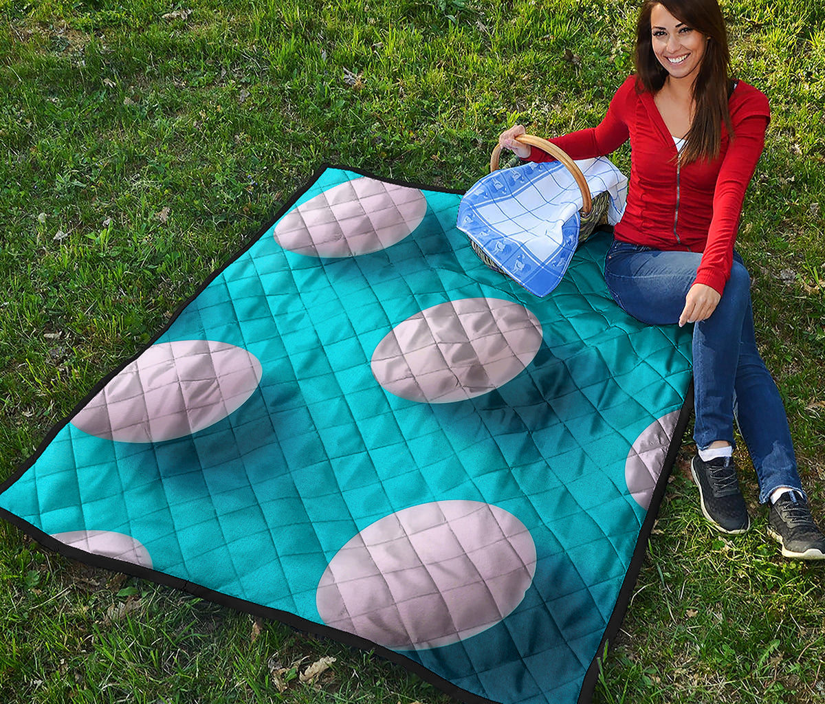 Eggs Pattern Print Quilt