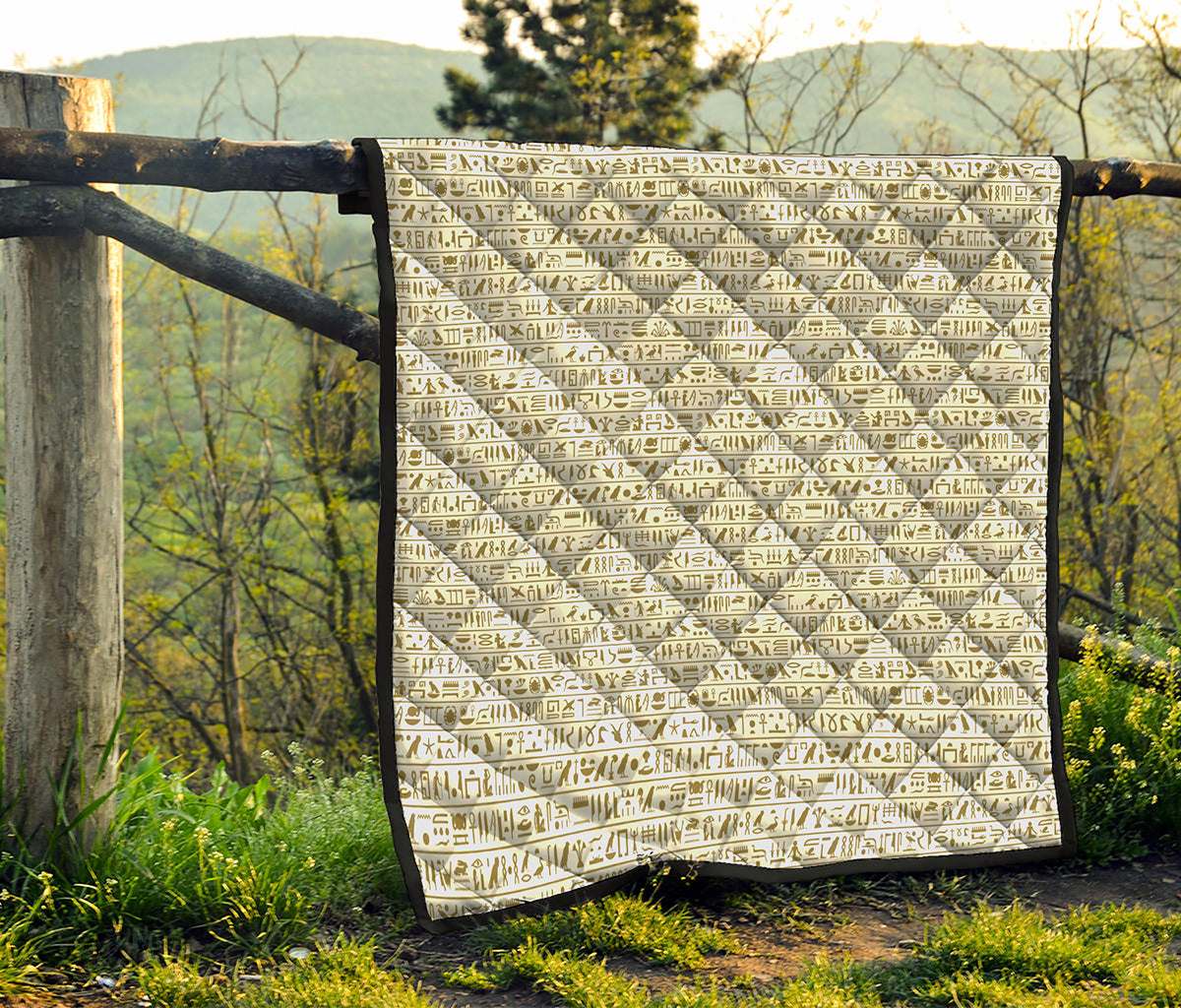 Egypt Hieroglyphs Pattern Print Quilt