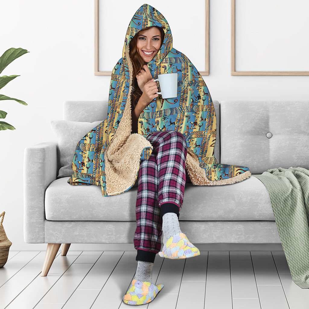 Egyptian Eye Of Horus Pattern Print Hooded Blanket