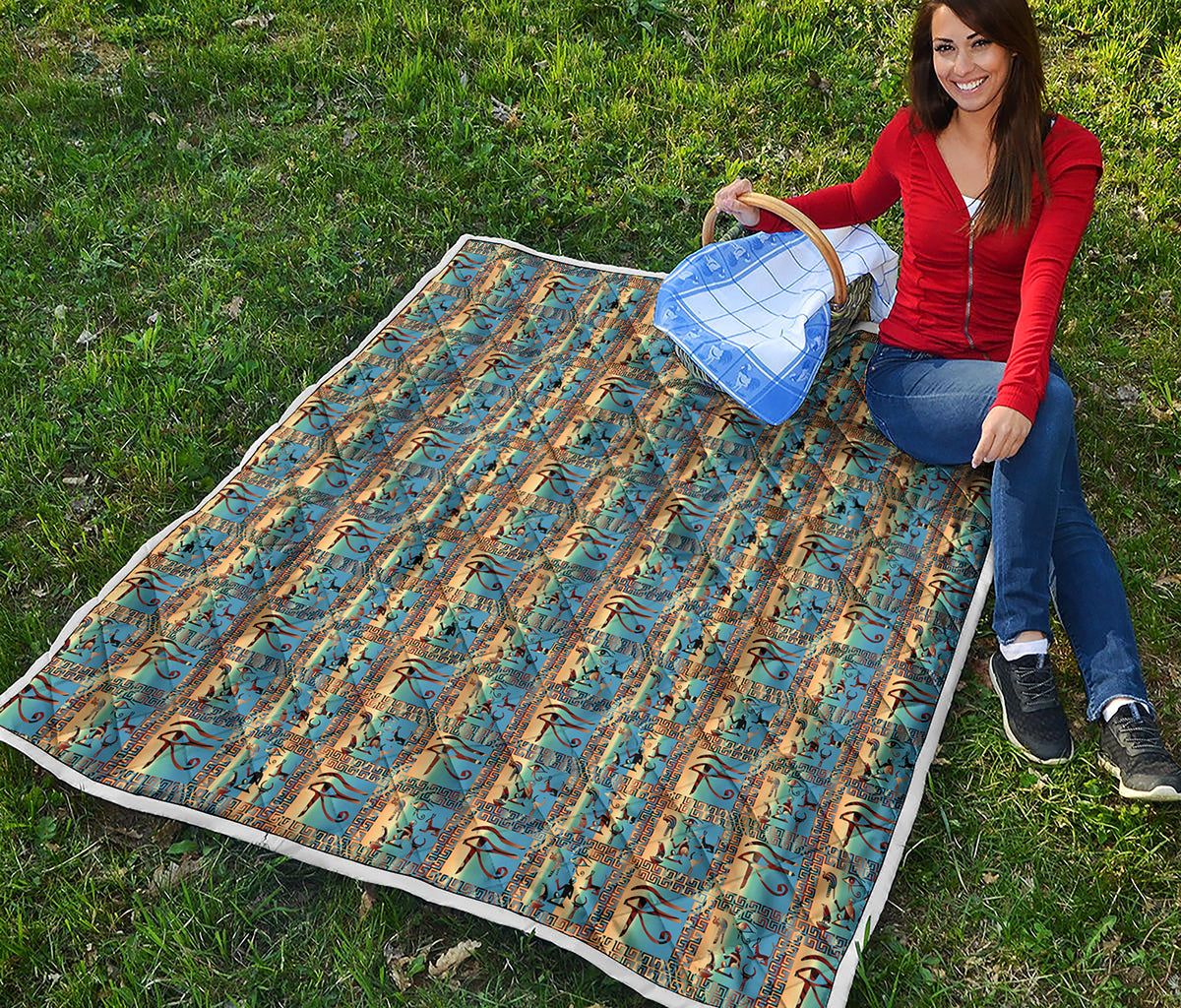 Egyptian Eye Of Horus Pattern Print Quilt