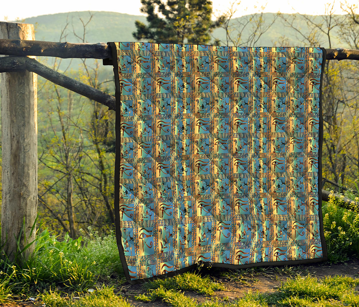Egyptian Eye Of Horus Pattern Print Quilt
