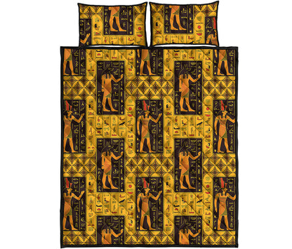 Egyptian Gods And Hieroglyphs Print Quilt Bed Set