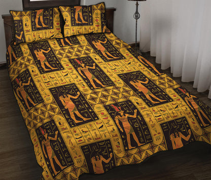 Egyptian Gods And Hieroglyphs Print Quilt Bed Set