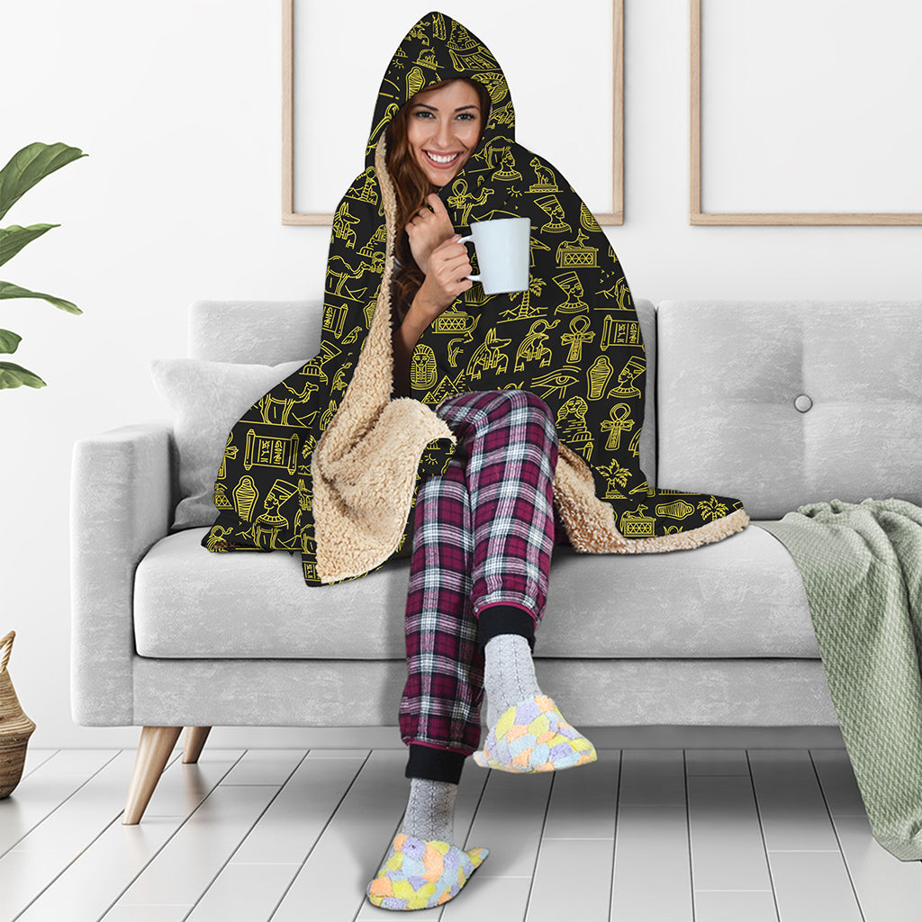 Egyptian Symbols Pattern Print Hooded Blanket