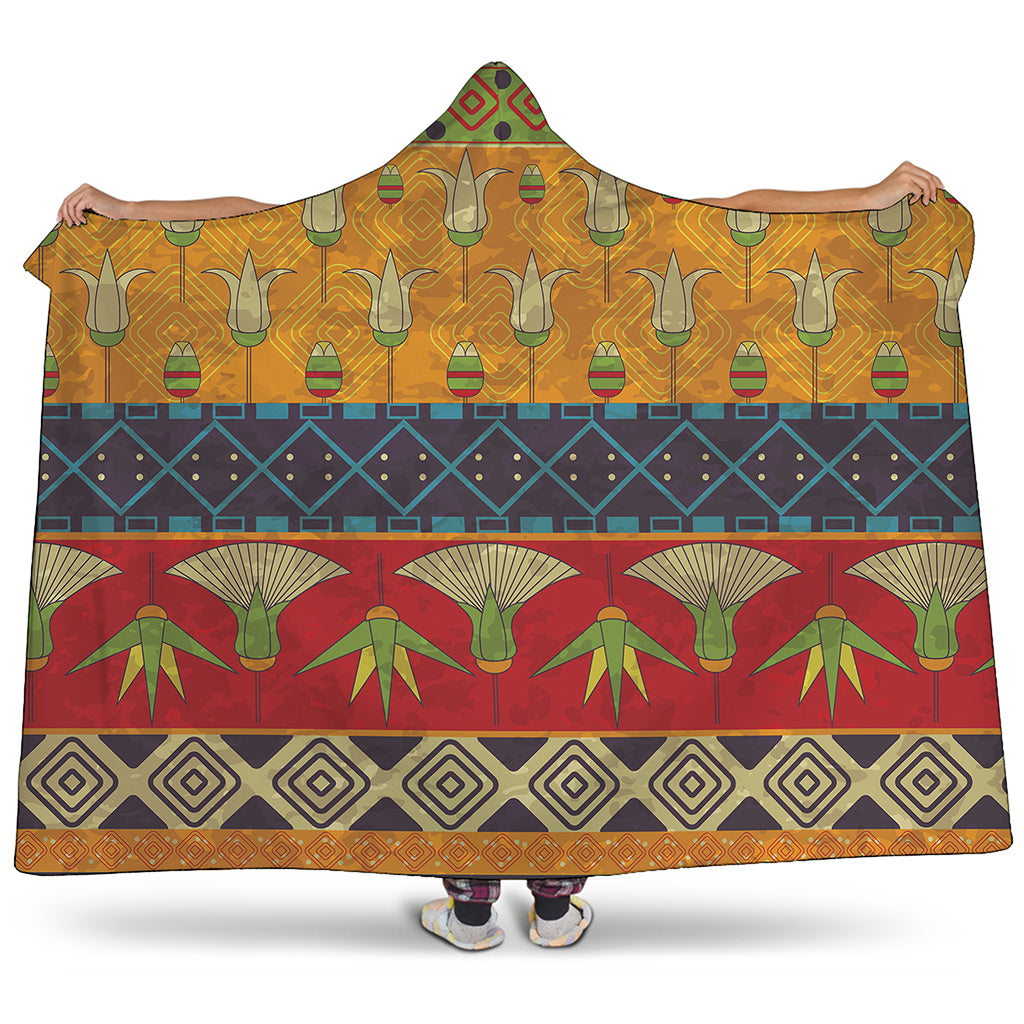Egyptian Tribal Pattern Print Hooded Blanket