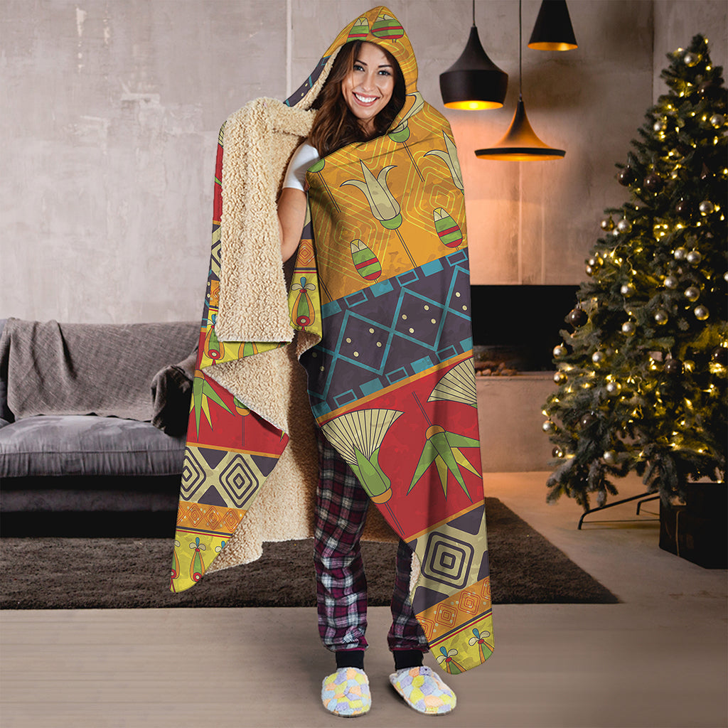 Egyptian Tribal Pattern Print Hooded Blanket