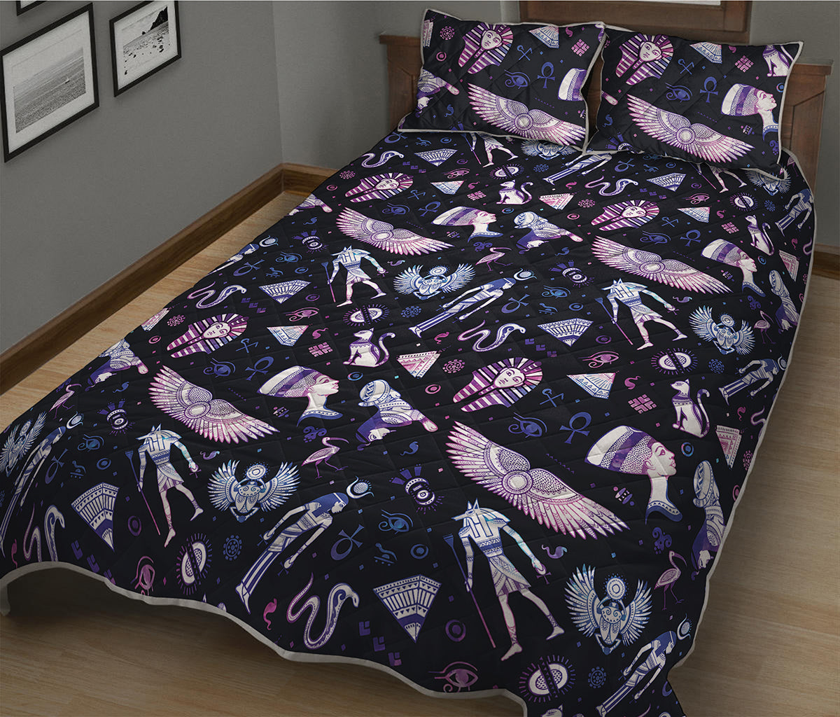 Egyptian Tribal Symbols Print Quilt Bed Set