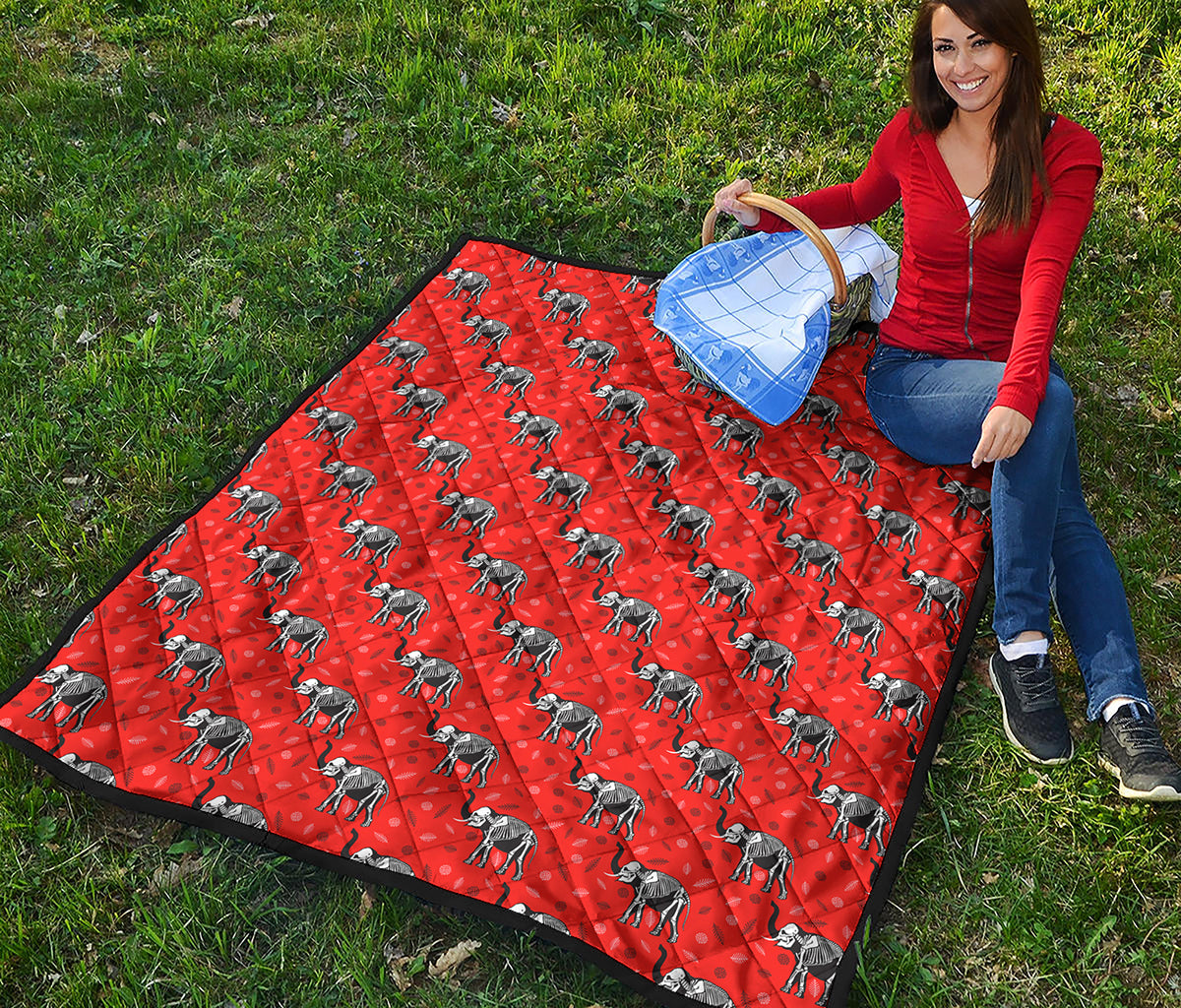 Elephant Skeleton X-Ray Pattern Print Quilt