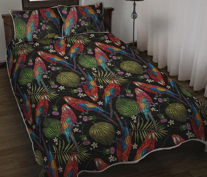 Embroidery Parrot Pattern Print Quilt Bed Set