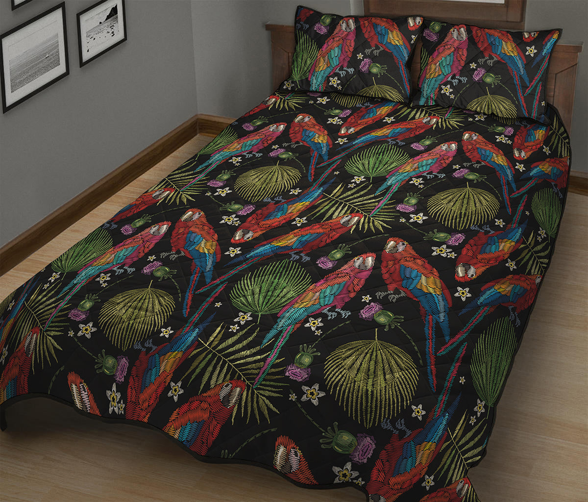 Embroidery Parrot Pattern Print Quilt Bed Set