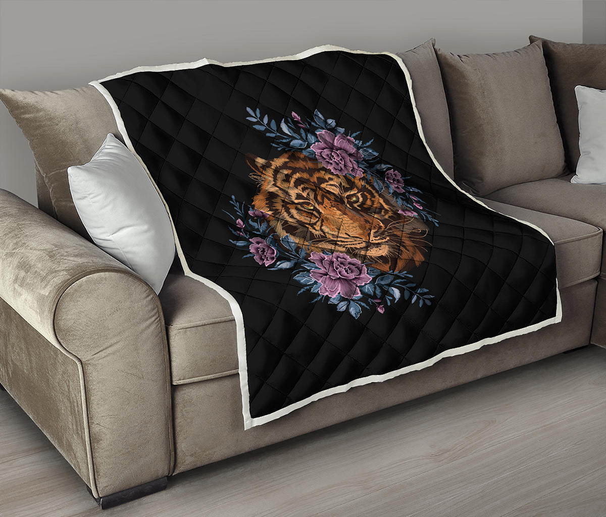 Embroidery Tiger And Flower Print Quilt