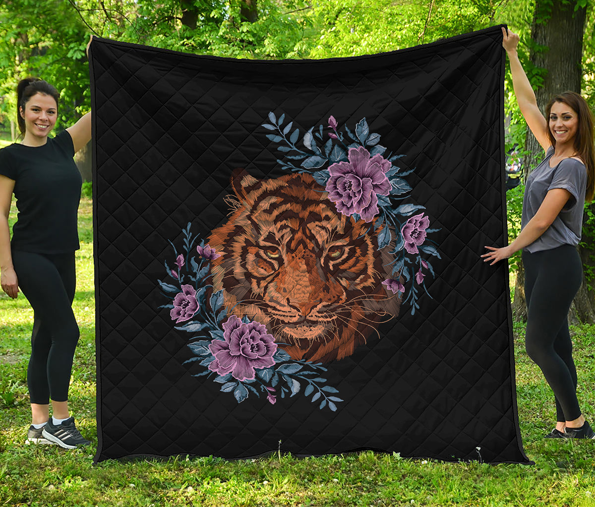 Embroidery Tiger And Flower Print Quilt