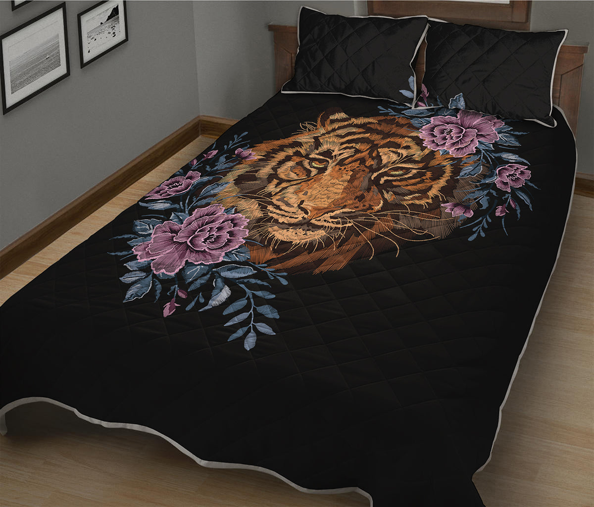Embroidery Tiger And Flower Print Quilt Bed Set