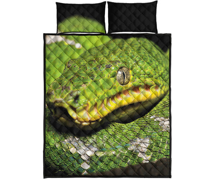 Emerald Tree Boa Snake Print Quilt Bed Set
