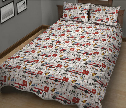 EMS Paramedic Pattern Print Quilt Bed Set