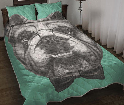 English Bulldog With Glasses Print Quilt Bed Set