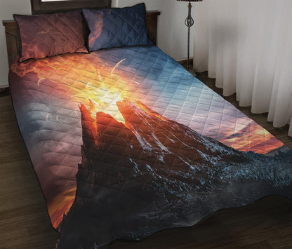 Erupting Volcano Print Quilt Bed Set