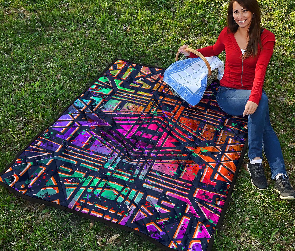 Ethnic Aztec Grunge Trippy Print Quilt