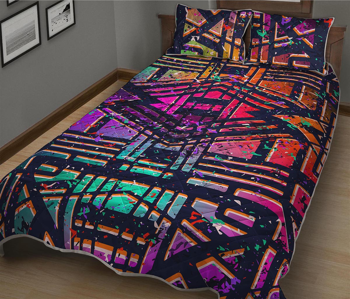 Ethnic Aztec Grunge Trippy Print Quilt Bed Set