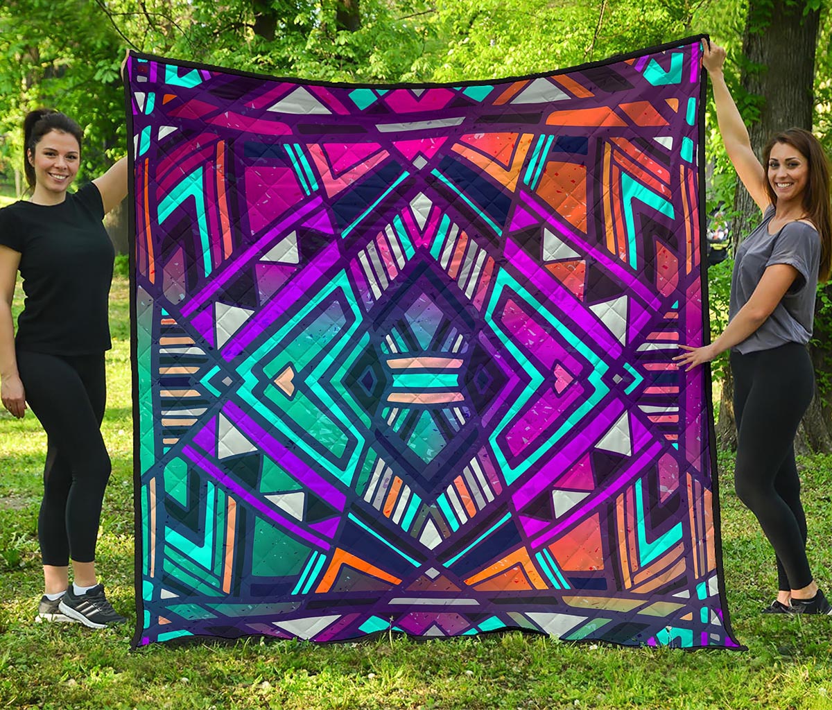 Ethnic Aztec Trippy Print Quilt