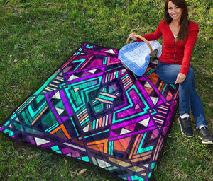 Ethnic Aztec Trippy Print Quilt