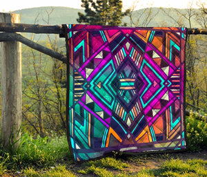 Ethnic Aztec Trippy Print Quilt