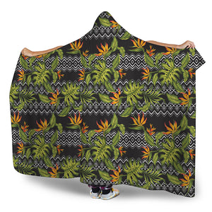 Ethnic Bird Of Paradise Pattern Print Hooded Blanket