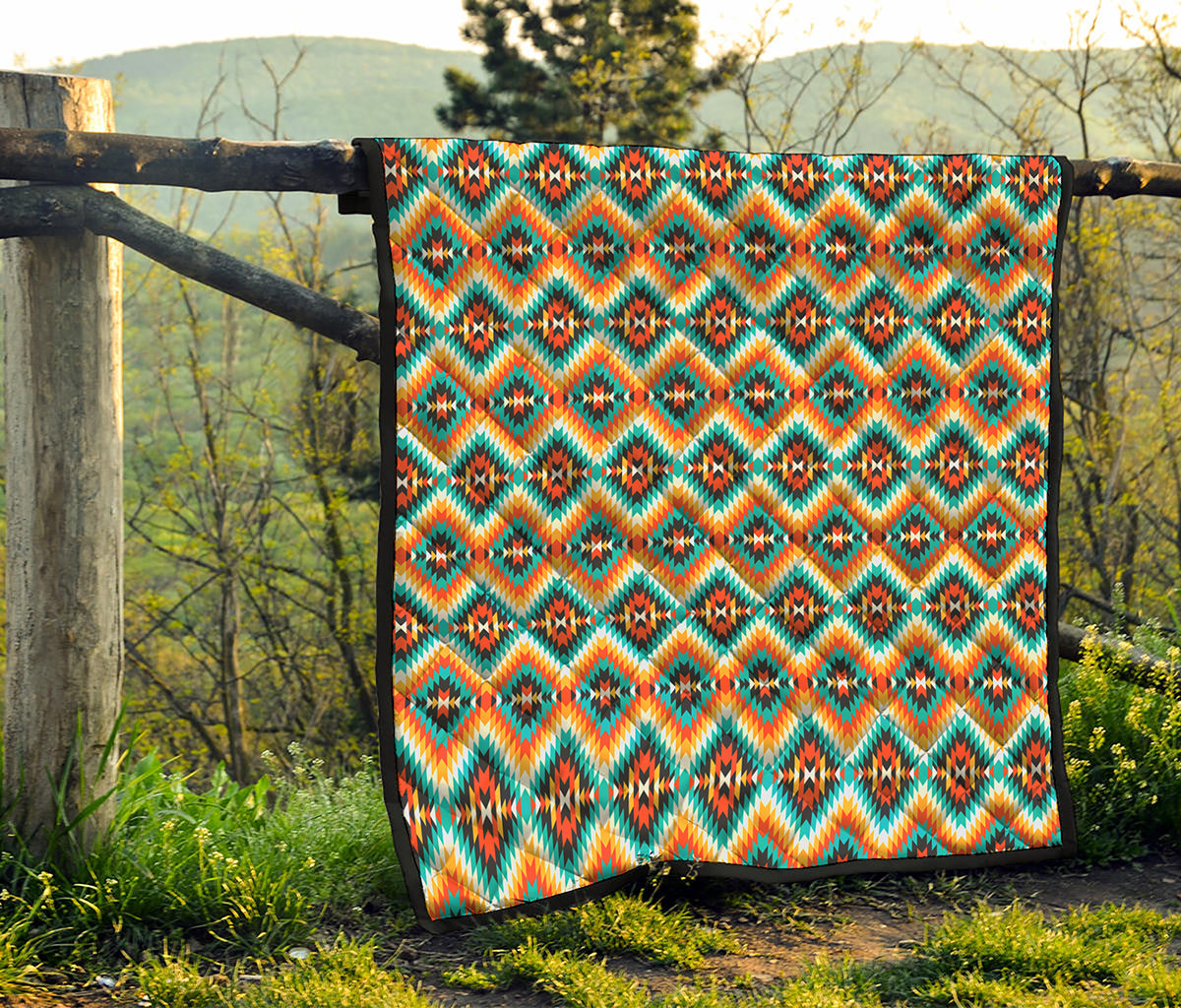 Ethnic Native American Pattern Print Quilt