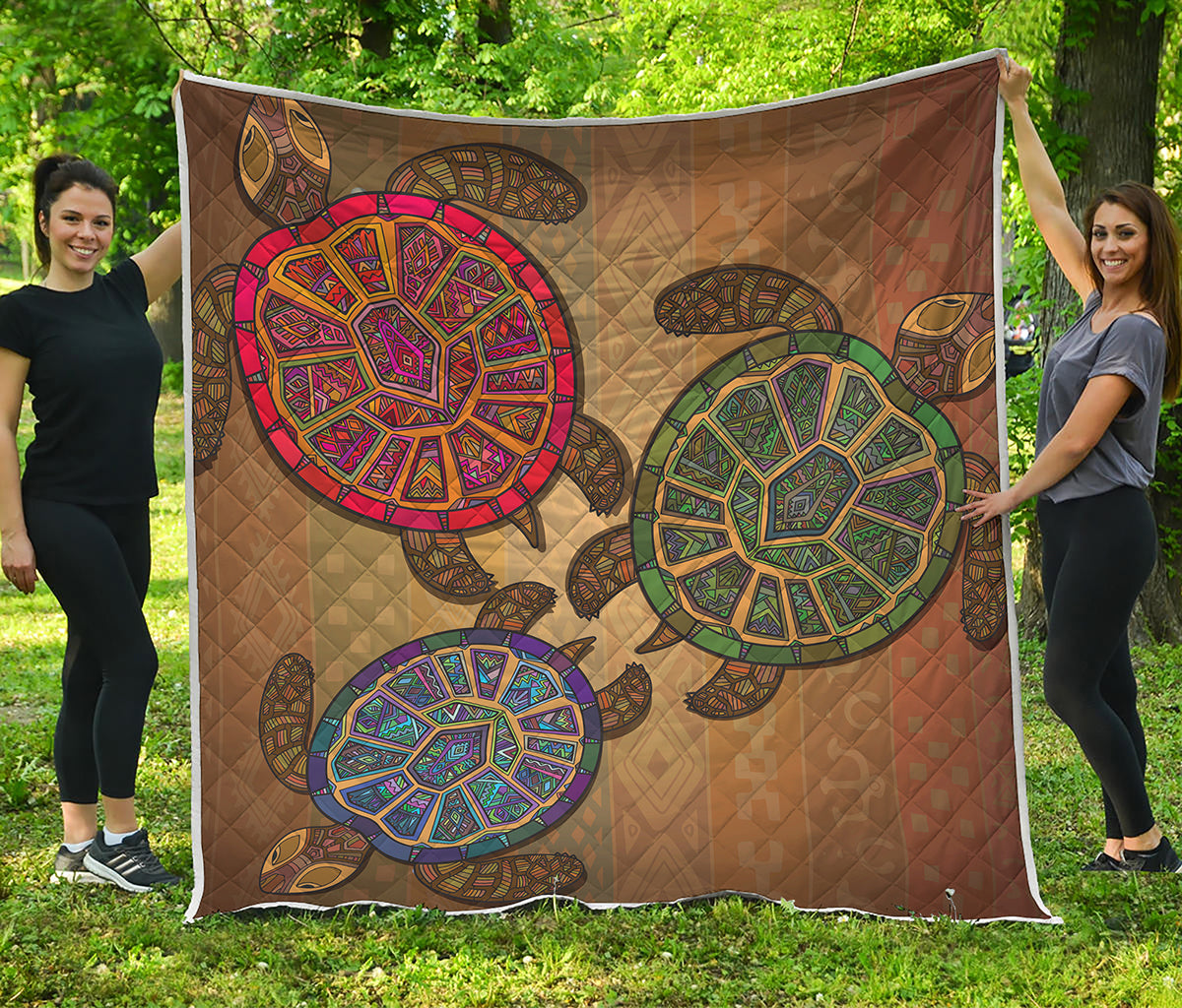 Ethnic Sea Turtles Print Quilt
