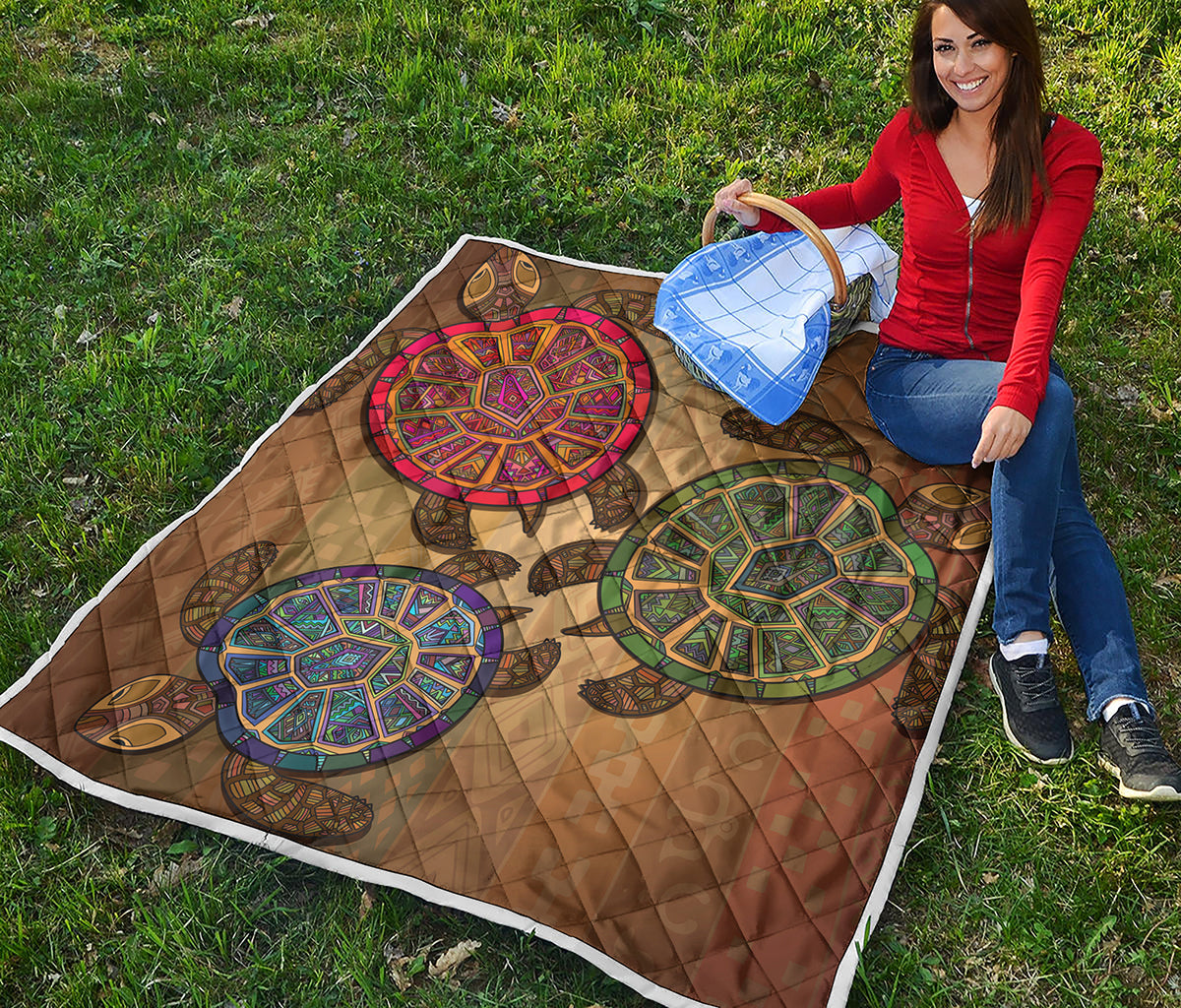 Ethnic Sea Turtles Print Quilt