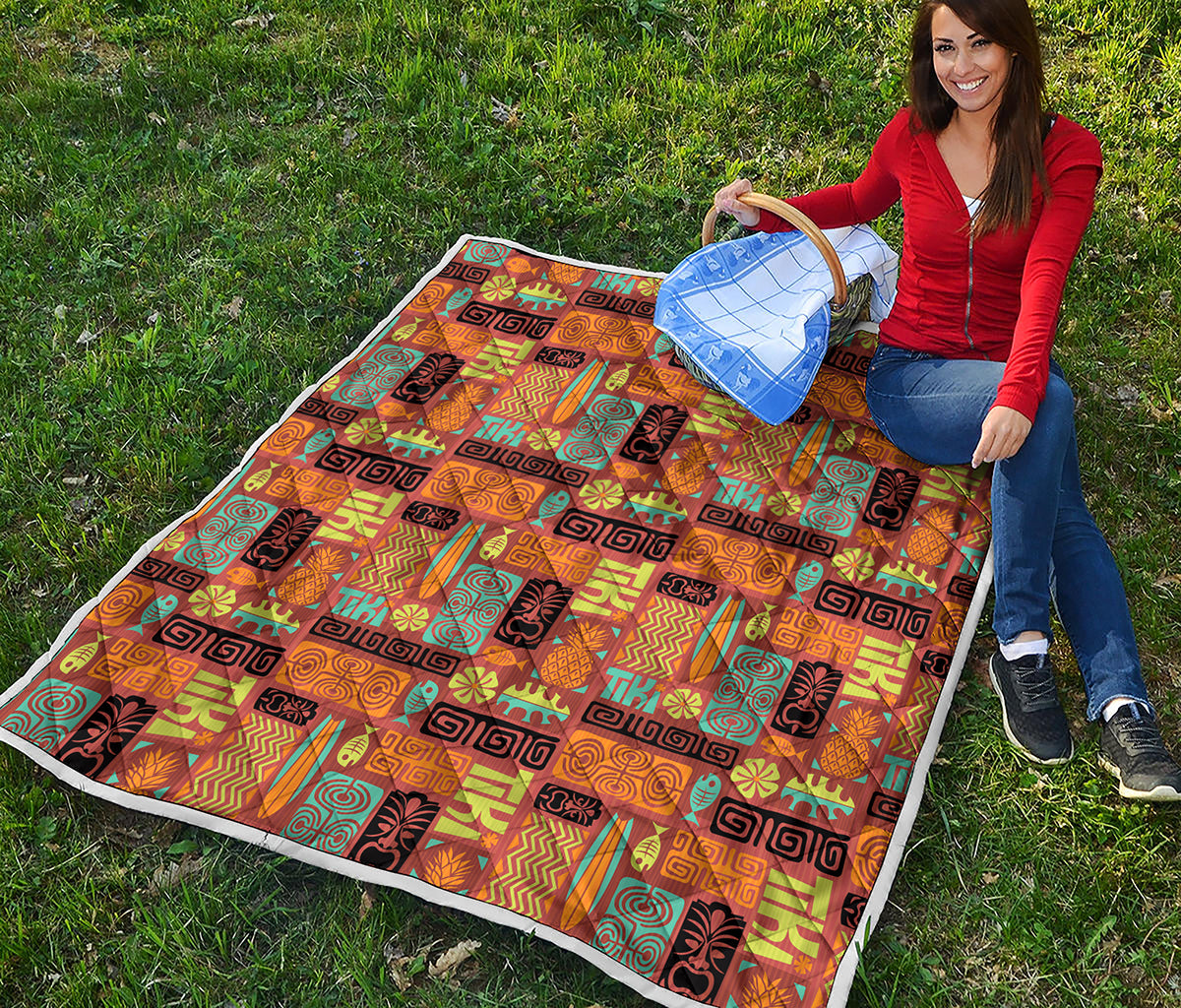 Ethnic Tiki Pattern Print Quilt