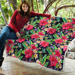 Exotic Hibiscus Flowers Pattern Print Quilt