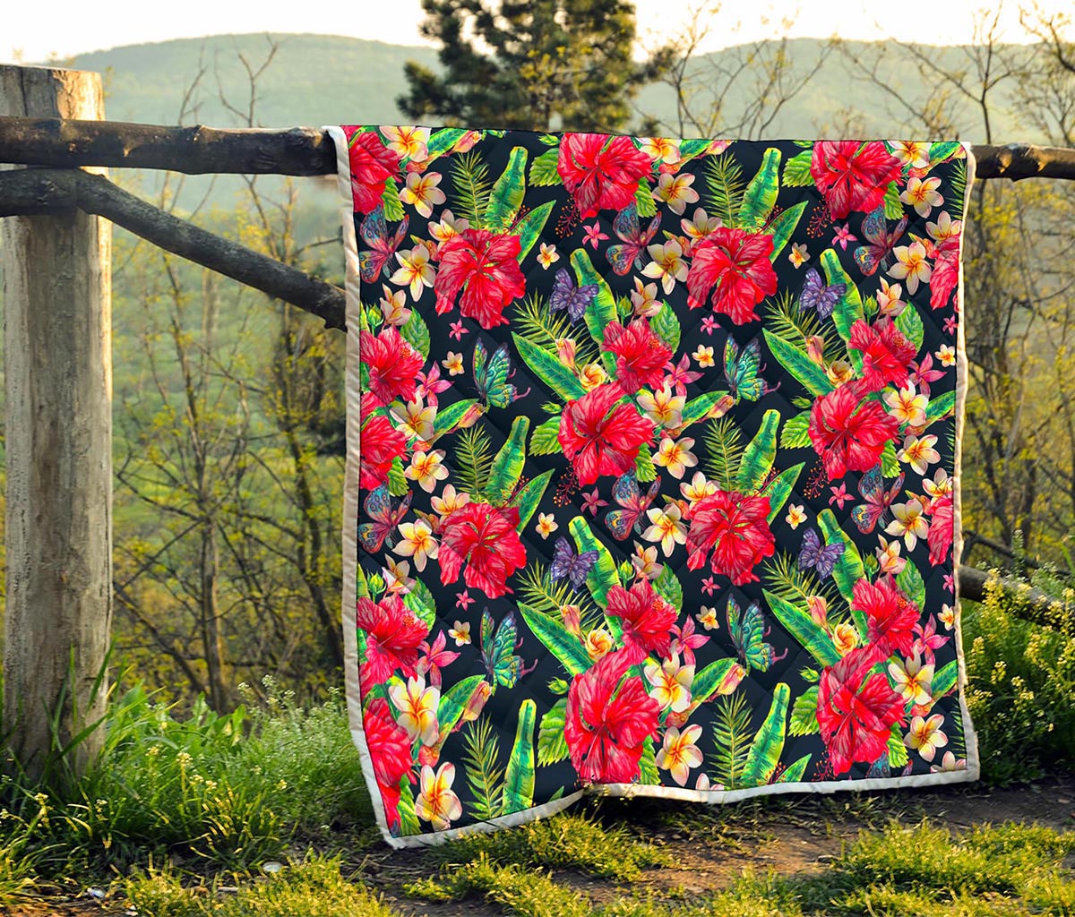 Exotic Hibiscus Flowers Pattern Print Quilt