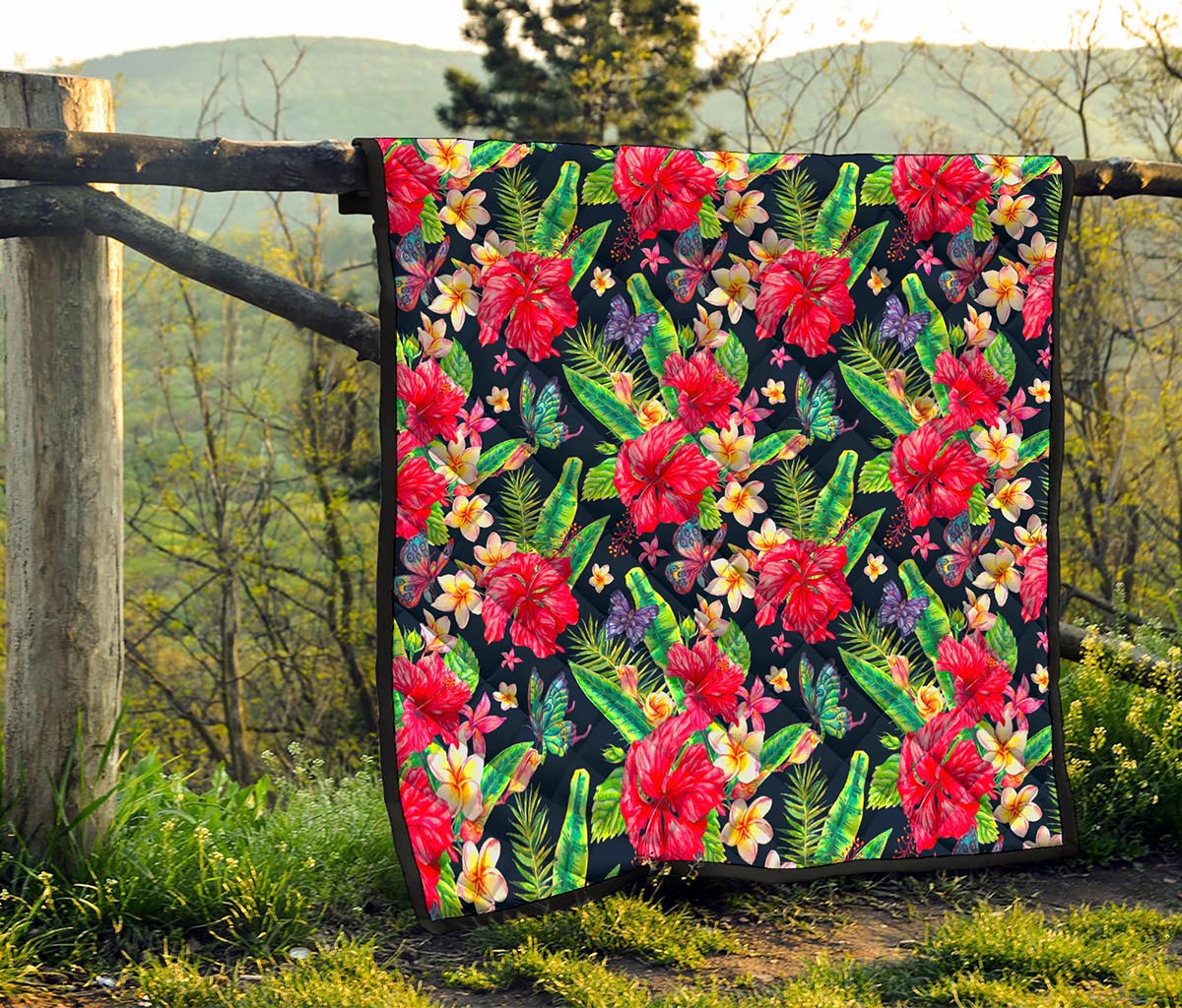 Exotic Hibiscus Flowers Pattern Print Quilt