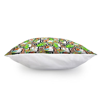 Exotic Tropical Giraffe Pattern Print Pillow Cover