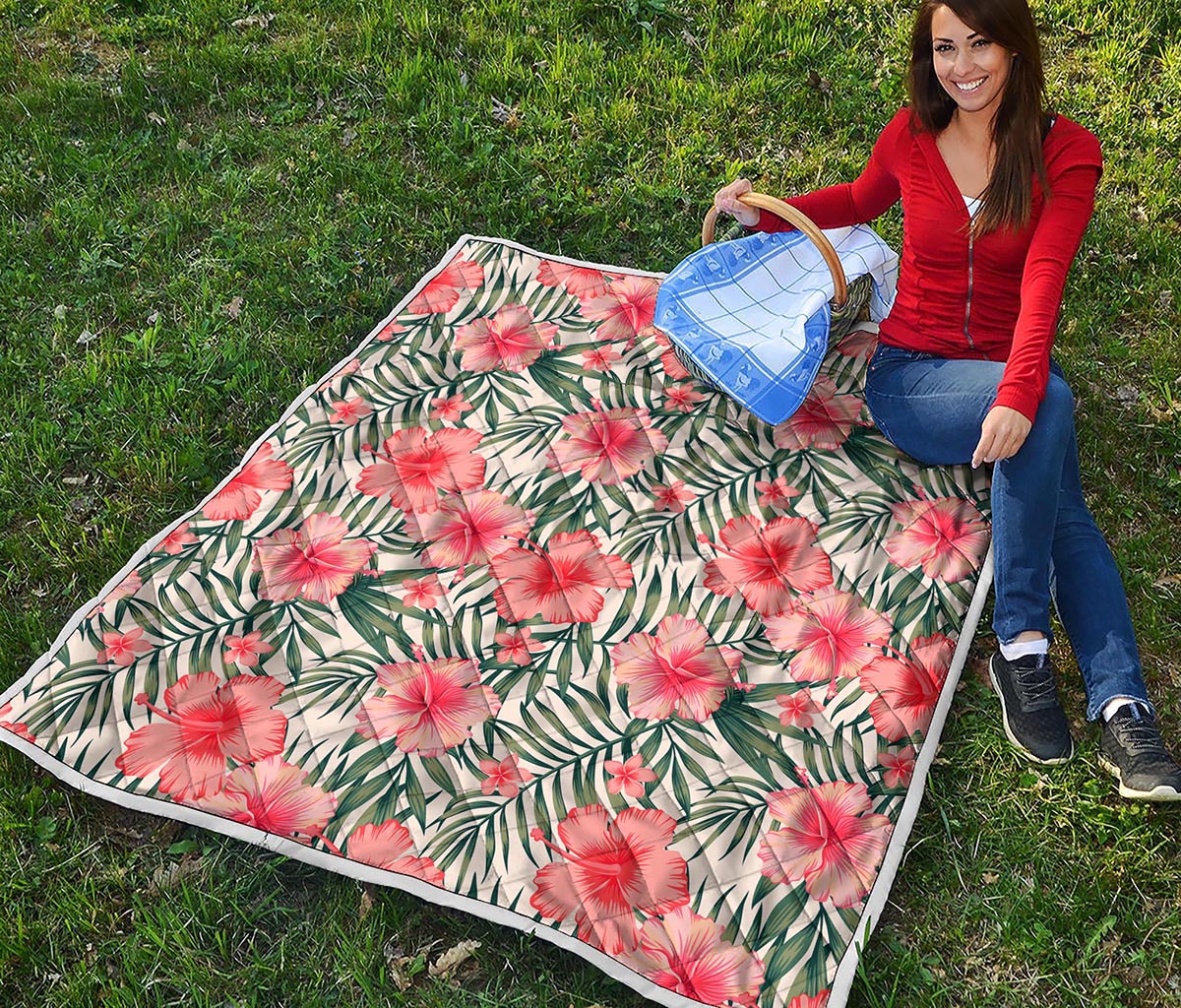 Exotic Tropical Hibiscus Pattern Print Quilt