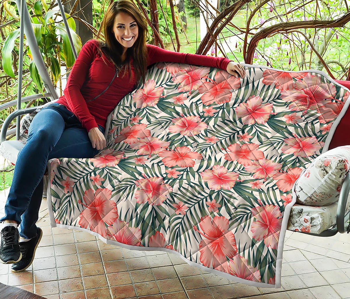 Exotic Tropical Hibiscus Pattern Print Quilt