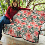 Exotic Tropical Hibiscus Pattern Print Quilt