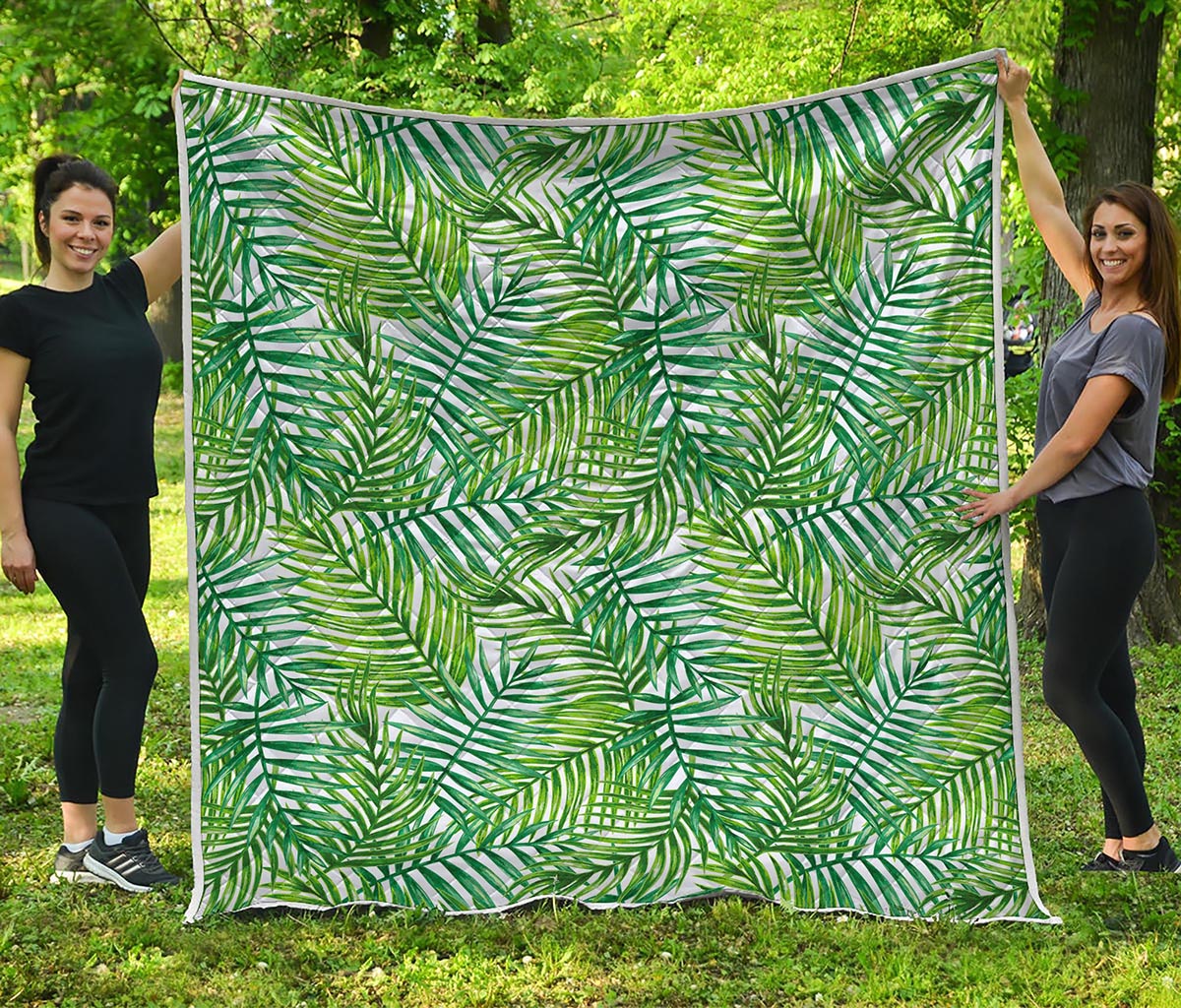 Exotic Tropical Leaf Pattern Print Quilt