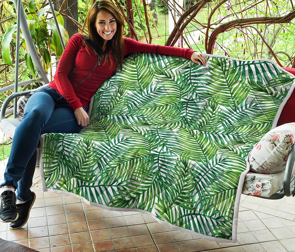 Exotic Tropical Leaf Pattern Print Quilt