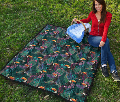 Exotic Tropical Toucan Pattern Print Quilt