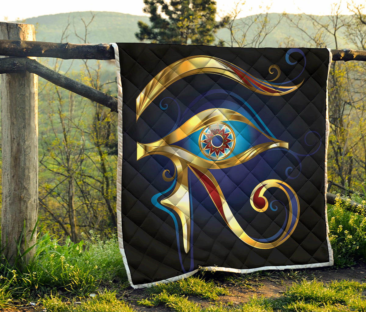 Eye Of Horus Amulet Print Quilt