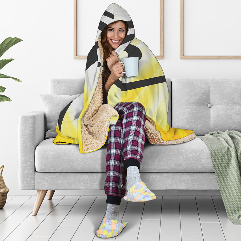 Eye Of Horus Symbol Print Hooded Blanket