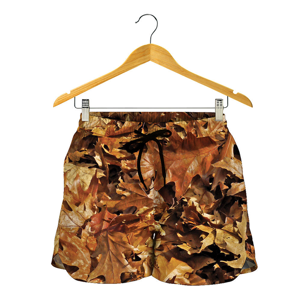 Fall Leaves Hunting Camouflage Print Women's Shorts