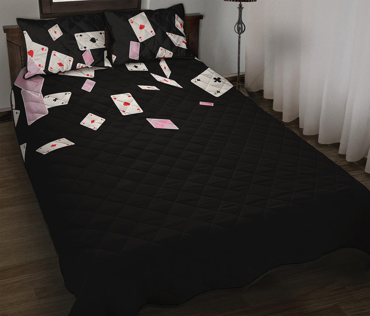 Falling Casino Card Print Quilt Bed Set