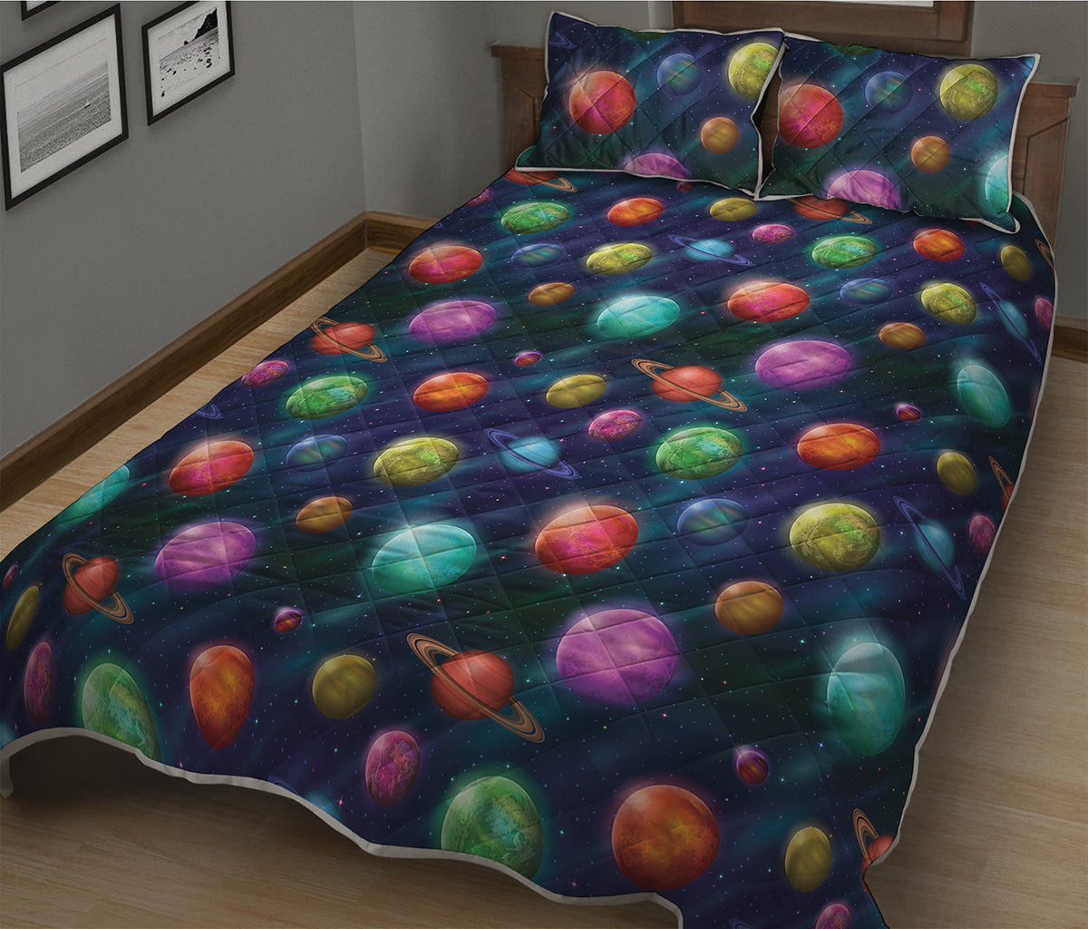 Fantastic Planets Pattern Print Quilt Bed Set