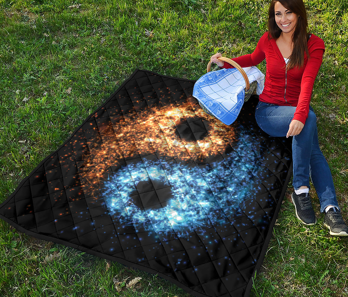 Fire And Ice Sparkle Yin Yang Print Quilt