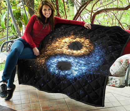 Fire And Ice Sparkle Yin Yang Print Quilt